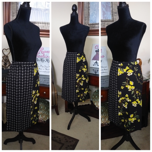 Straight Skirt            NWOT - Picture 2 of 5